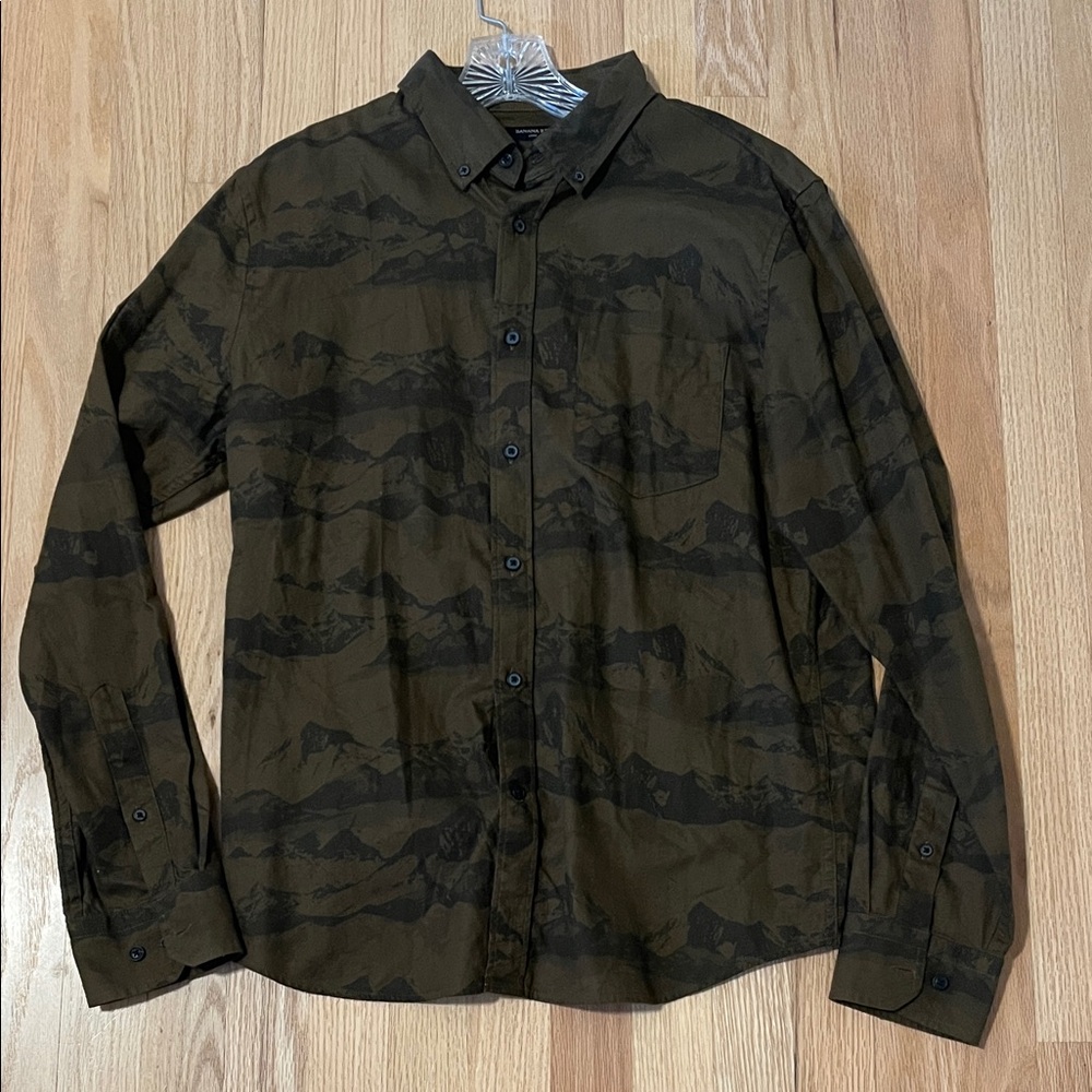 Banana republic Long Sleeve Button-Up Shirt medium brown
